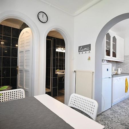Castle Garden Apartman Эгер Экстерьер фото