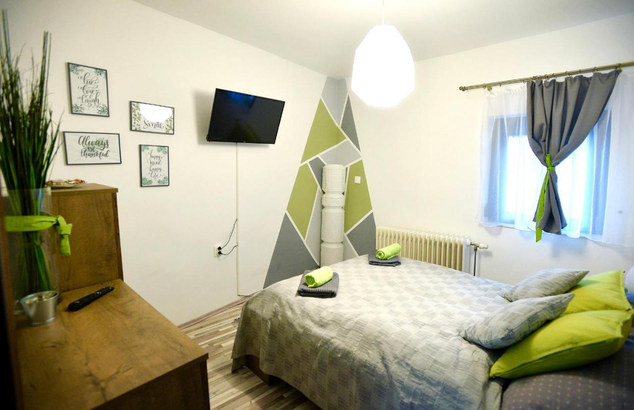 Castle Garden Apartman Эгер Экстерьер фото