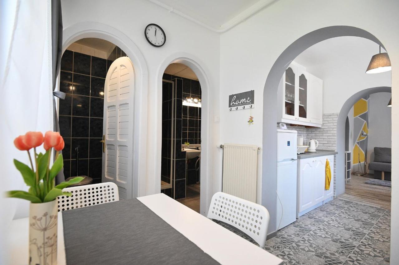 Castle Garden Apartman Эгер Экстерьер фото
